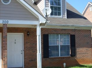 300 Rosehip Ln #300C, Acworth, GA 30101