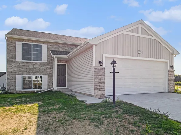 6830 Jacktown Dr, South Bend, IN 46614