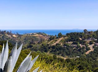 930 W Mountain Dr, Santa Barbara, CA 93103