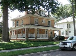 1130 Krug Park Pl, Saint Joseph, MO 64505