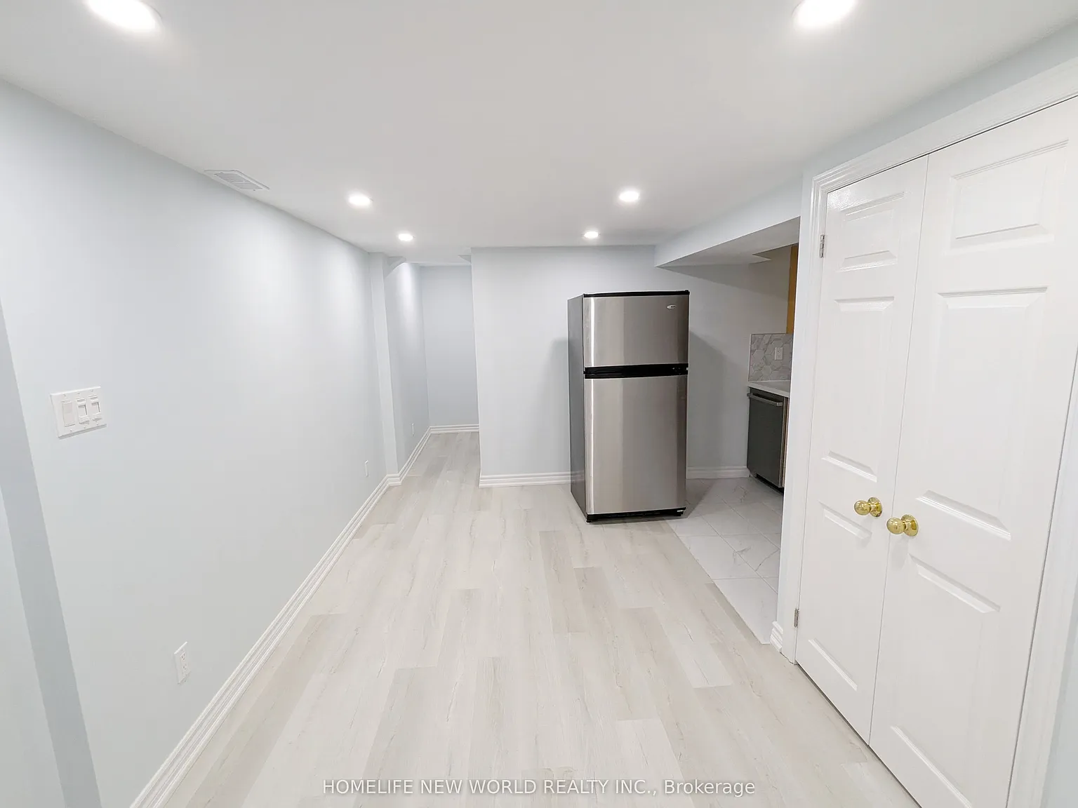 2 bed, $1,695 — Photo 4