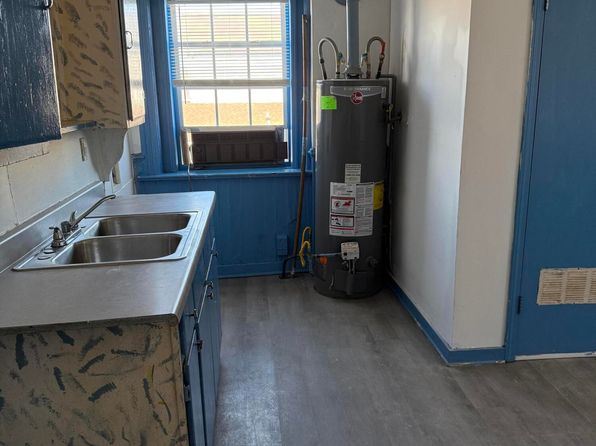 louisville-kentucky-73472682 picture