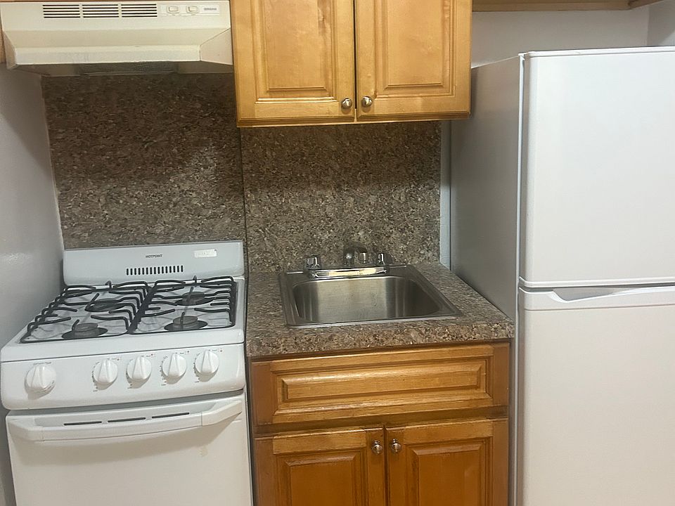 2nd image of 2615 Shore Pkwy APT 2