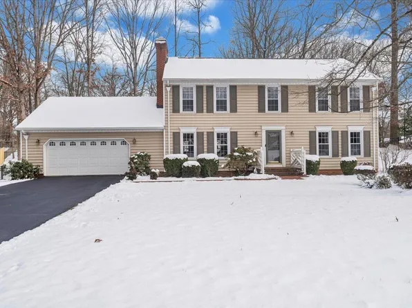 6168 Copper Cir, Roanoke, VA 24019