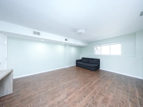 139 Kiswick Street image 20 of 31