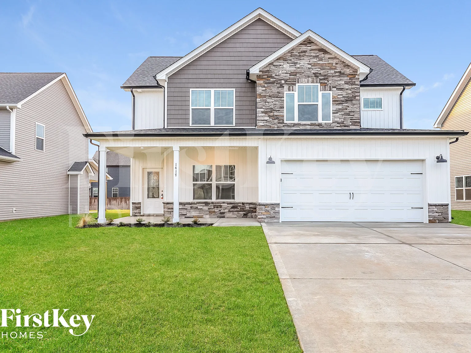 4 bed, 2.5 bath, 2050 sqft, $2,325 — Photo 1