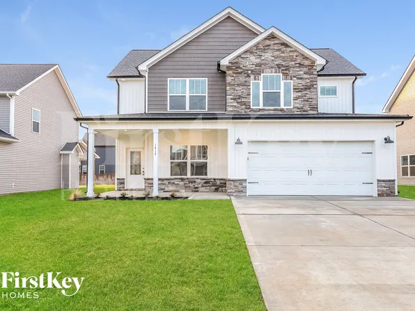 1417 Kingbird Dr, Clarksville, TN 37040