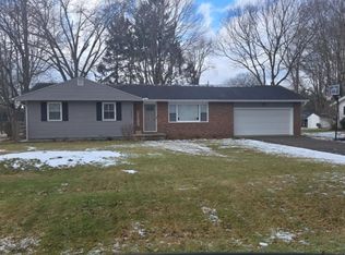 1397 Bristol Downs Rd, Newark, OH 43055