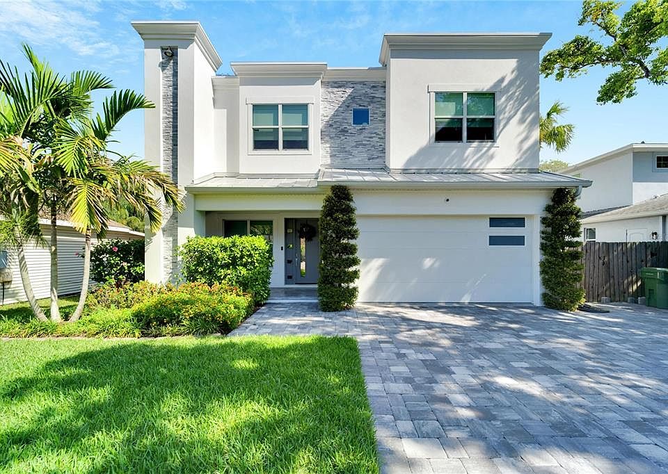 1st image of 3311 W PAUL AVENUE