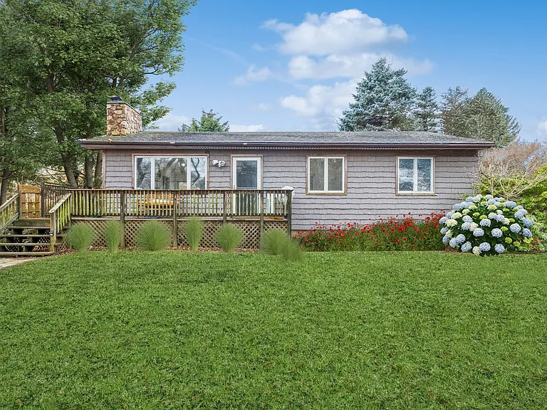 45 Fairlawn Dr — Photo 22