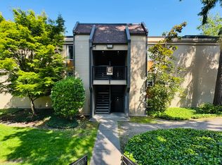 14630 NE 32nd St #5E, Bellevue, WA 98007