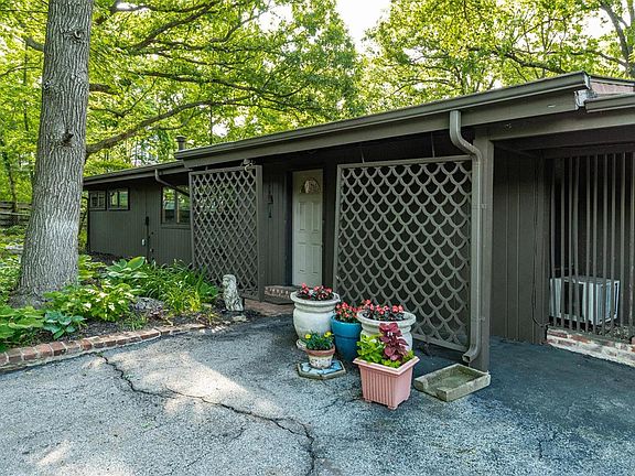 3rd image of 632 Craigwoods Dr