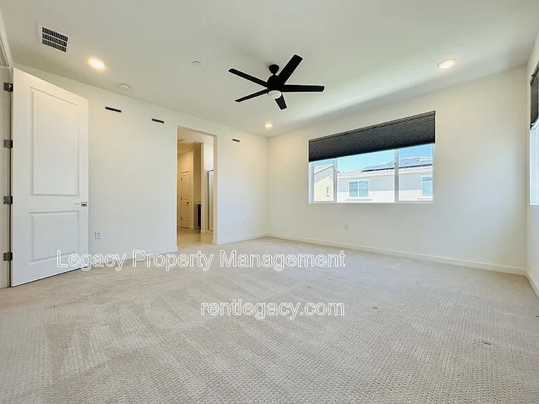 8057 Moongate Way — Photo 16