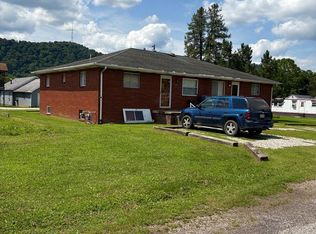 812-814 Ironton St, New Martinsville, WV 26155