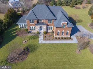 6 Scaleby Ln, West Chester, PA 19382