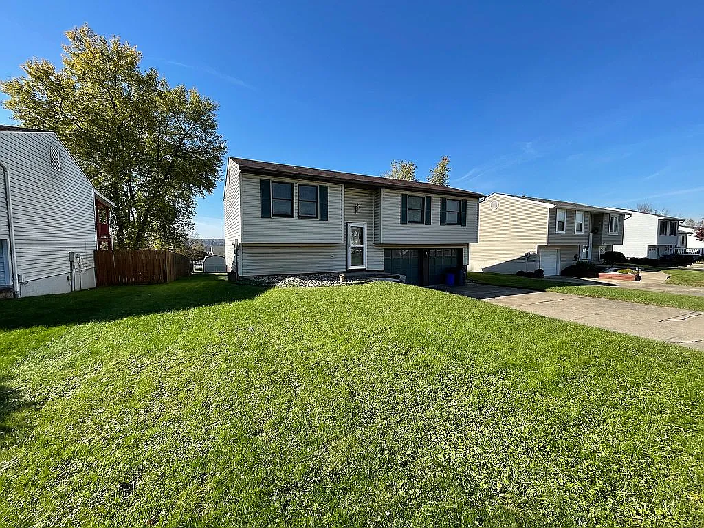 1726 Foote St photo 1