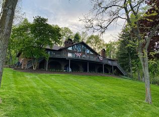 3895 W Loch Alpine Dr, Ann Arbor, MI 48103