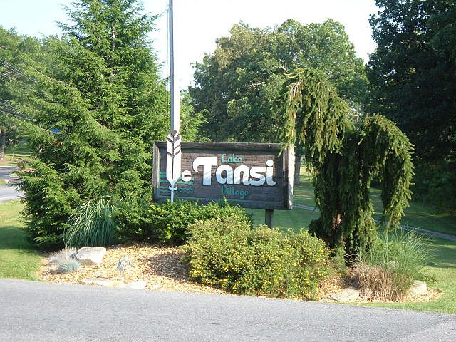 940634