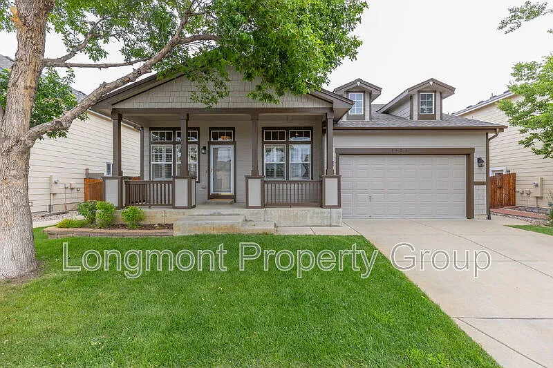 3 bed, 2.0 bath, 1860 sqft, $2,700 — Photo 1