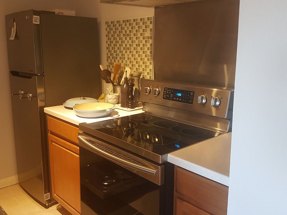 2nd image of 3565 Linden Ave Unit 225