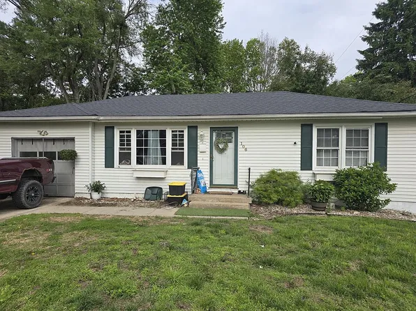 106 NW 6th Ter, Blue Springs, MO 64014