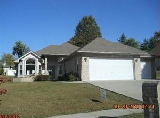 444 Pearl Ridge Ct, Saint Charles, MO 63303