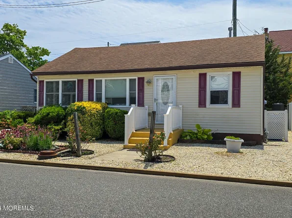 137 S Bayside Road, Lavallette, NJ 08735