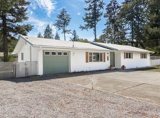 232 W Stevenson St, Cave Junction, OR 97523