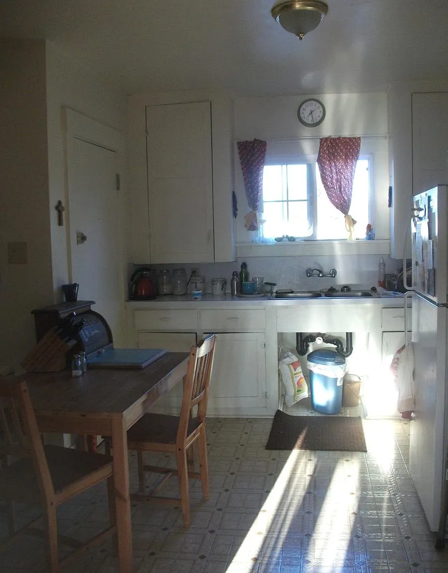 918 S J St — Photo 3