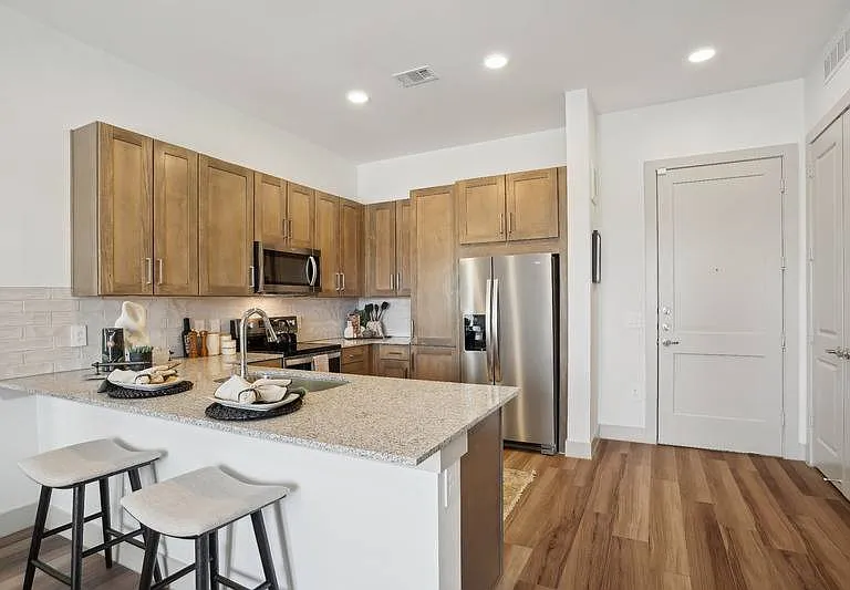 The Residences at Promontory — Photo 4