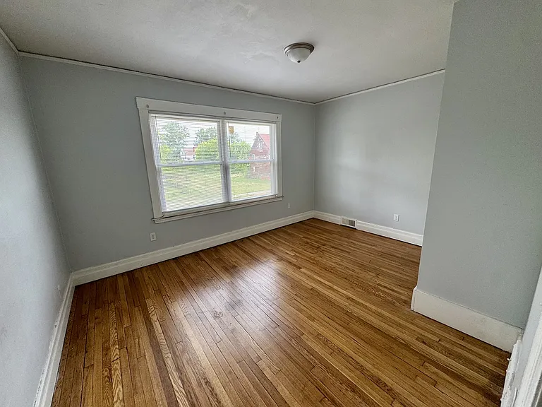 226 Kenilworth St #2 — Photo 9