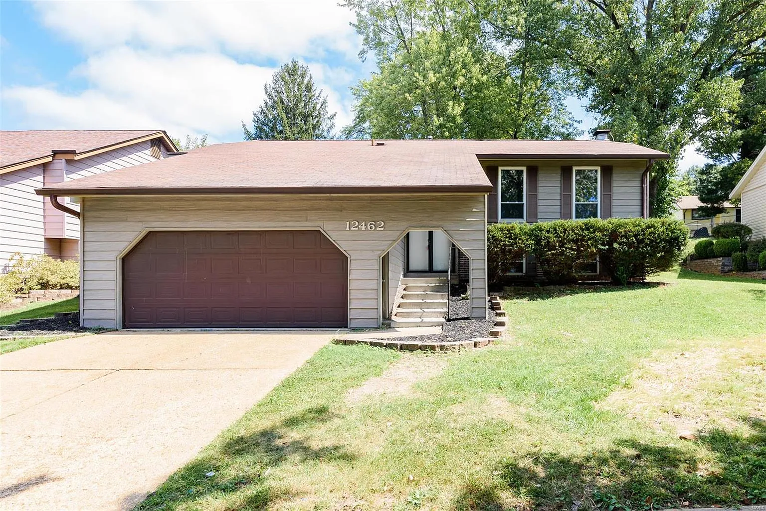 12462 Sandycreek Ln photo 1