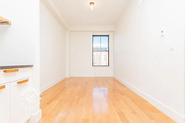 Rented by MySpaceNYC | media 1