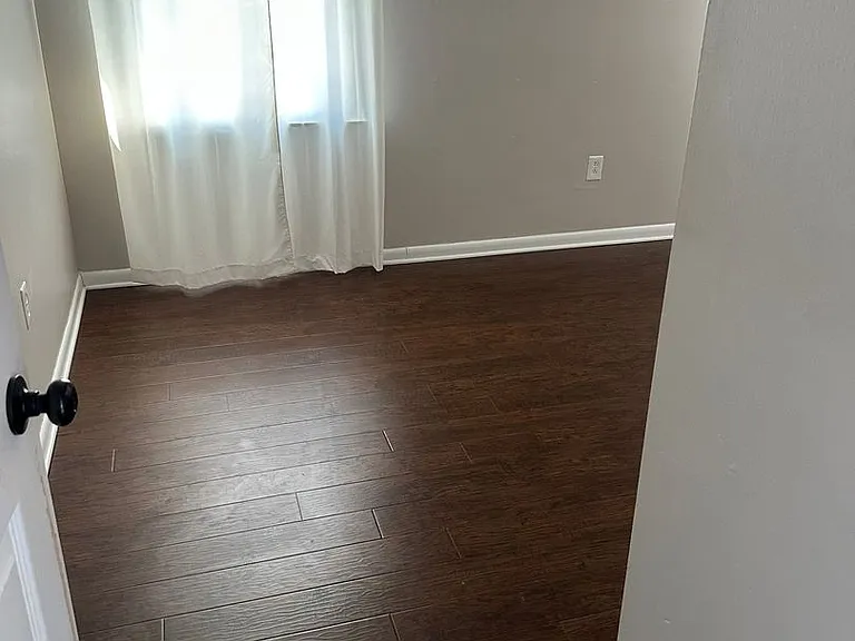 8796 Rich Valley Rd — Photo 4
