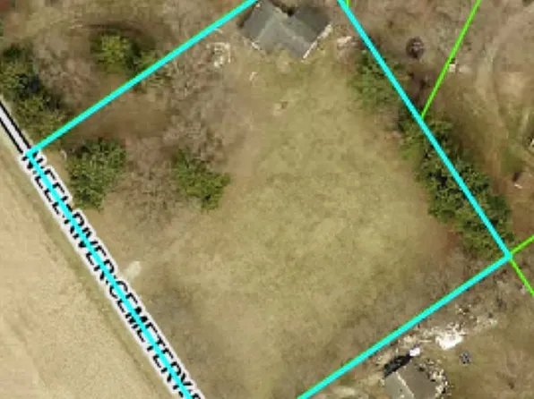 2869 N Eel River Cemetery Rd, Peru, IN 46970