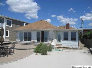 69 Rochester Dr, Brick, NJ 08723