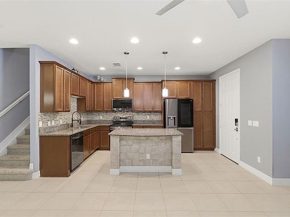 4th image of 10016 EAGLE CREEK CENTER BOULEVARD