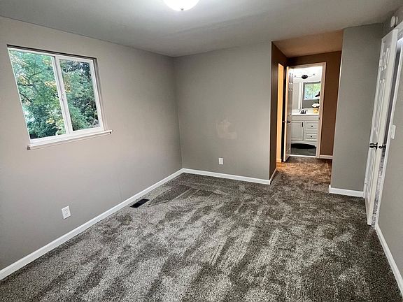 5th image of 4464 E Hill Rd
