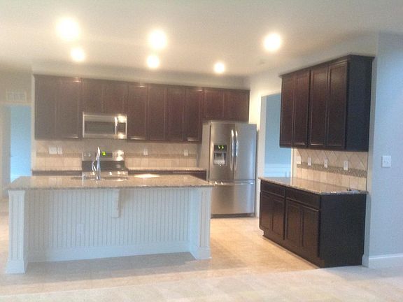 3rd image of 2064 Rose Bay Rd
