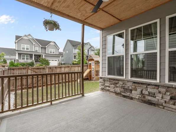 108 Tree Hill Ln, Holly Springs, NC 27540