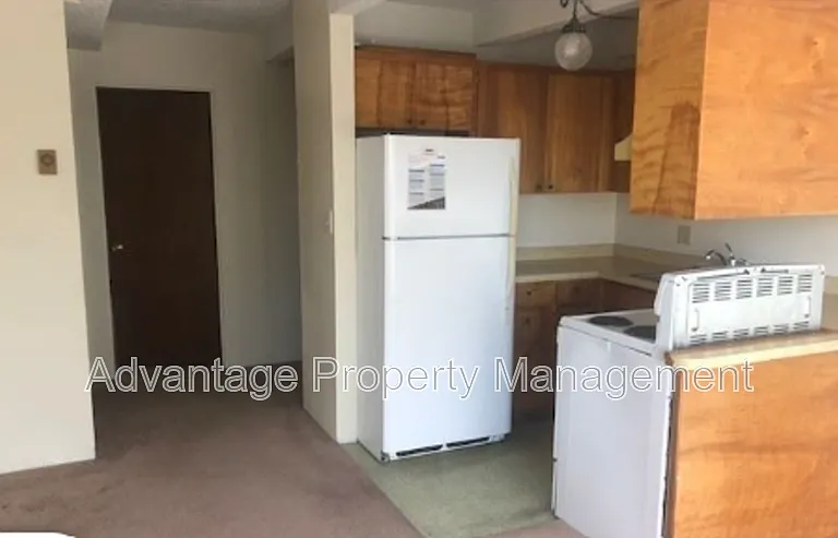 426 SW 2nd St #8 — Photo 5