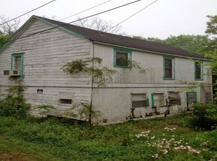 504 E 3rd St, El Campo, TX 77437