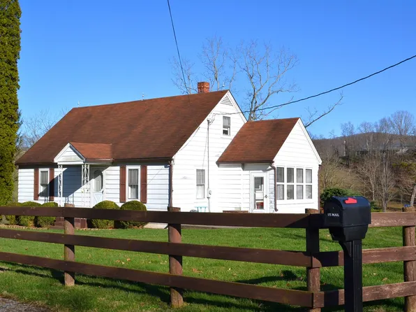 508 Lewis Rd, Ronceverte, WV 24970