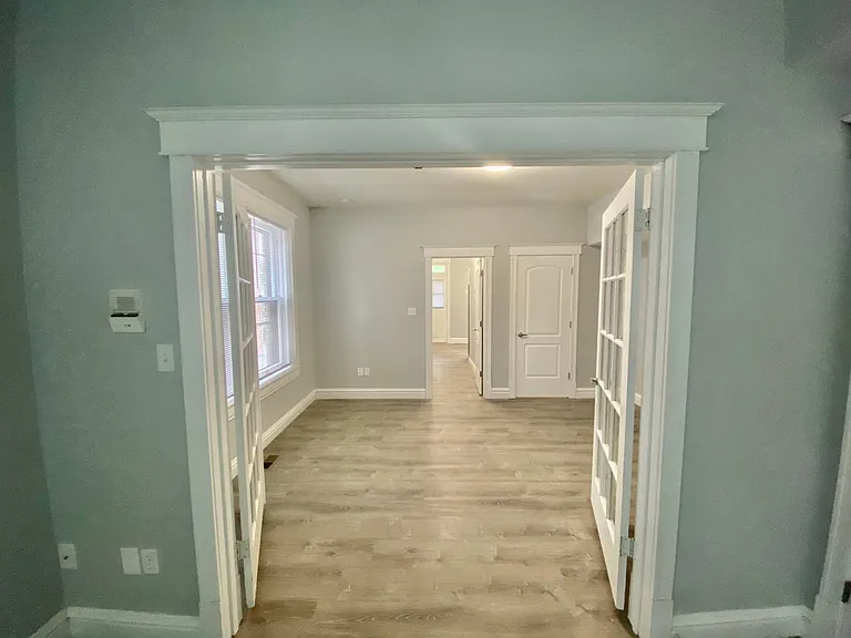 6305 Cates Ave #1W — Photo 4