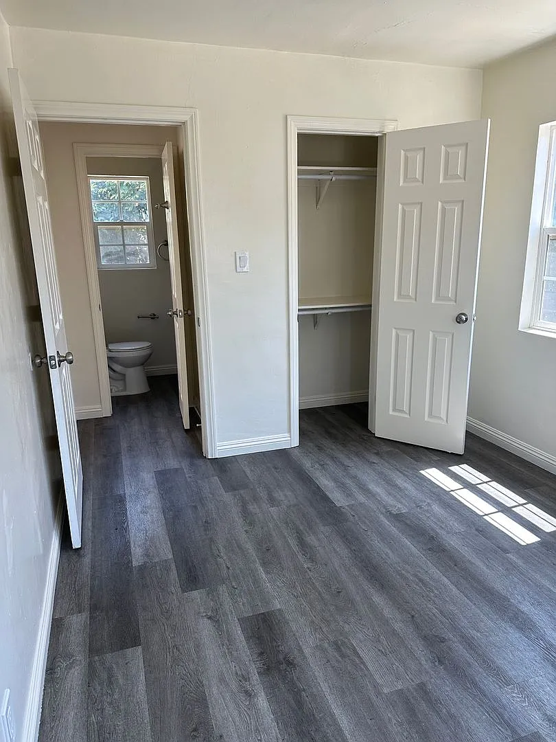 3466, 3468, 3470, 3500, 3500.5, & 3506 La Madera Ave. — Photo 4