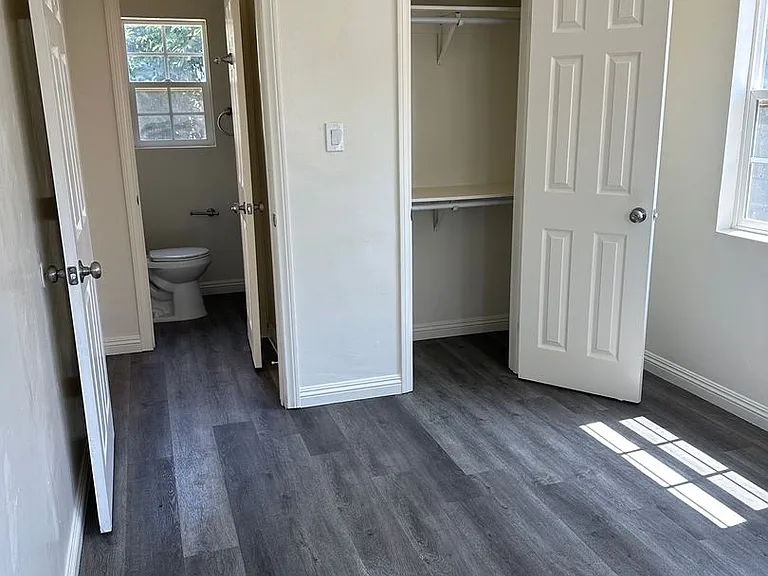 3466-3468 3470 La Madera #A — Photo 4
