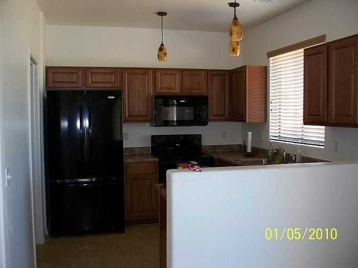 2nd image of 6631 S Avenida Del Arrabal