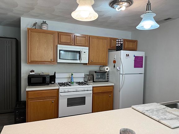5th image of 10113 Monarch Rd Unit 1
