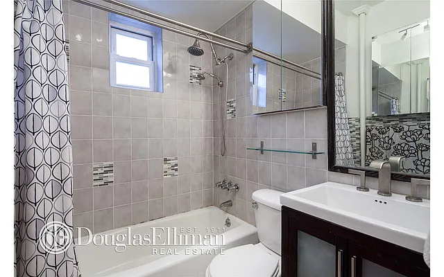 Sold by Douglas Elliman | media 14