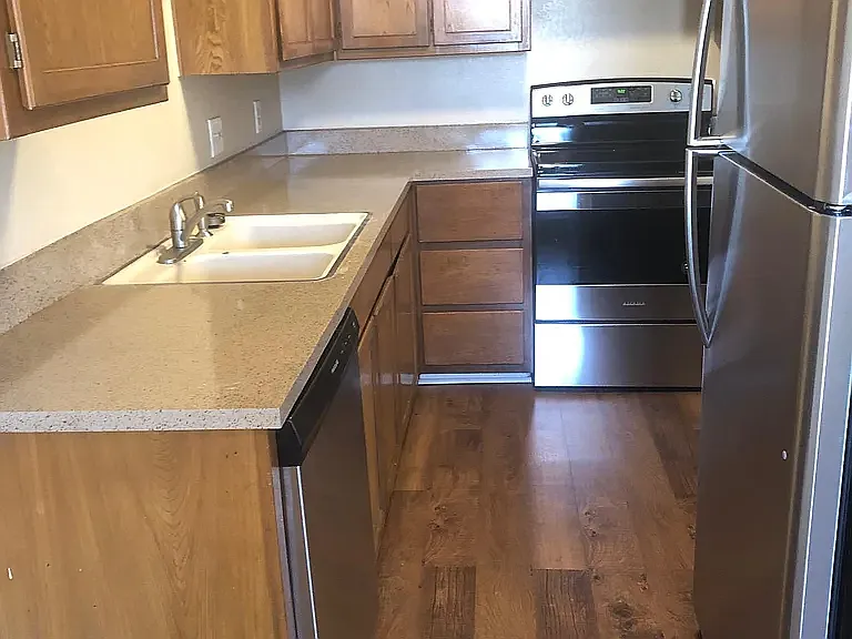 5804 Tinsley Dr — Photo 6